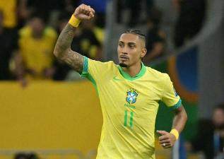 拉菲尼亚点球梅开二度 巴西队主场4比0大胜秘鲁