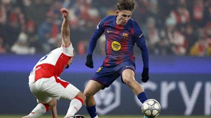 世俱杯投注APP-本赛季已参与20球！20岁中场炸裂崛起，成巴萨新核